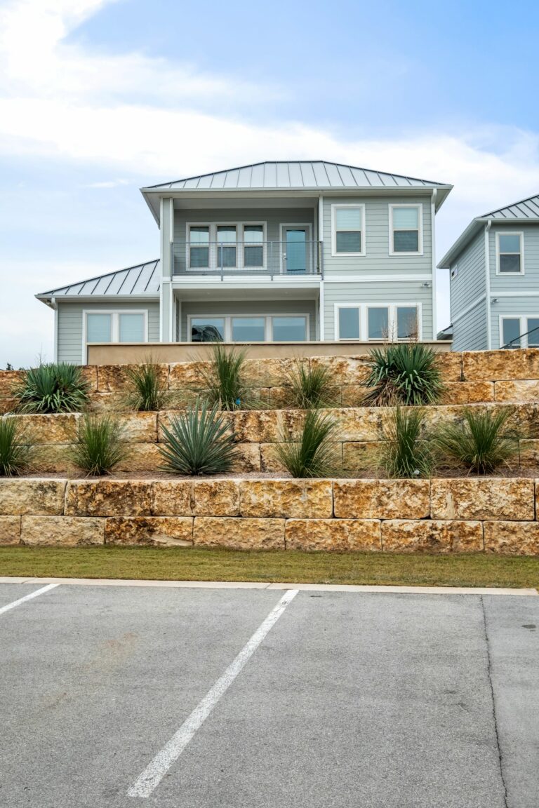 d8scSwivQOO145PsvZ3V 768x1152