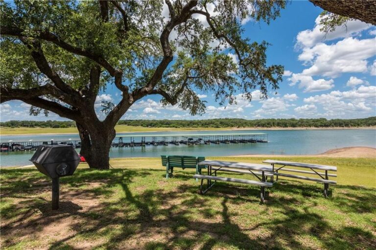 502 Harbor Drive 2 6 768x512