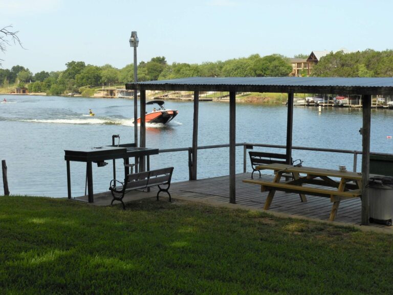 fishcleaningsink 768x576