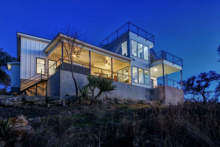 32485cf7.f10 768x512