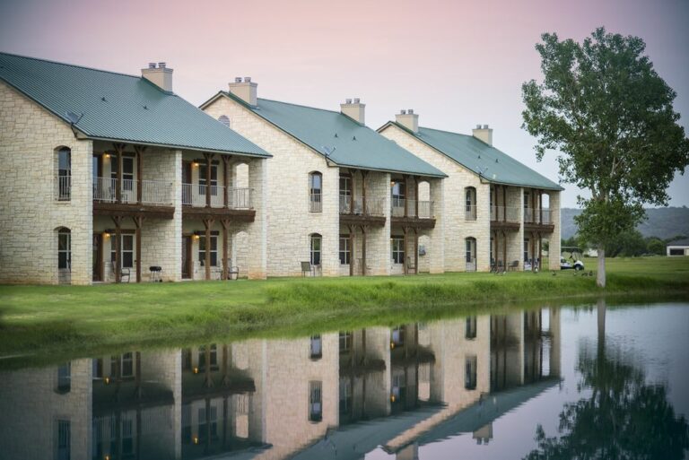 8f7fa0bc da32 4c87 84aa 5ef2f95614eb.f10 2 768x513