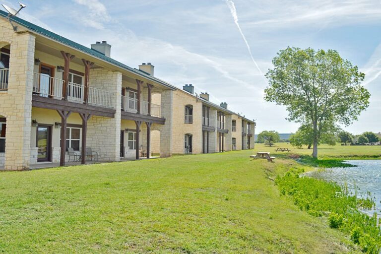 Legends Golf Villa 15 1 768x512