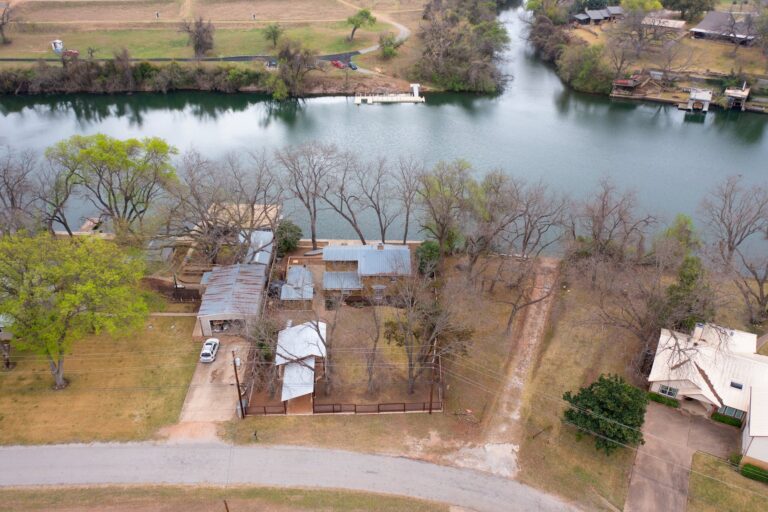 1100 Long Mountain Dr001 11226506 768x512