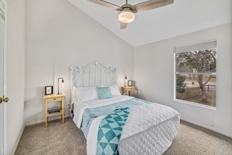 1100 Long Mountain Dr015 11226423 768x512