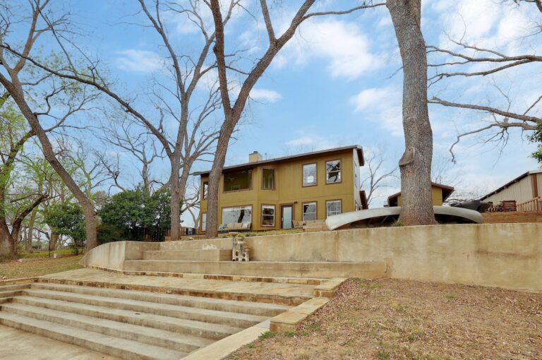 1100 Long Mountain Dr030 11234622 768x510