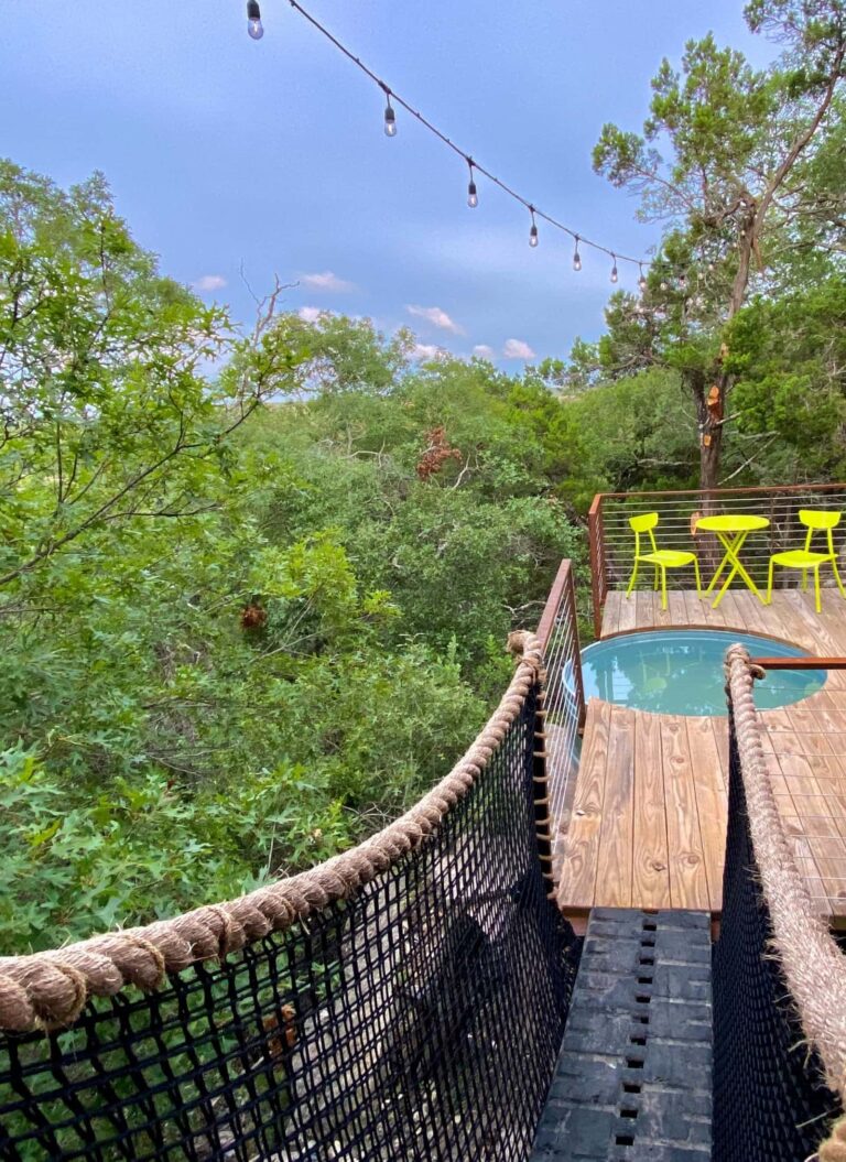 61401cc3df57be6c5d650feb missing rame exterior pool p 1600 768x1055