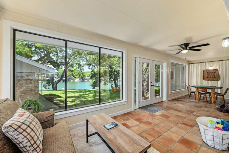 b78ba1c3.f10 768x512