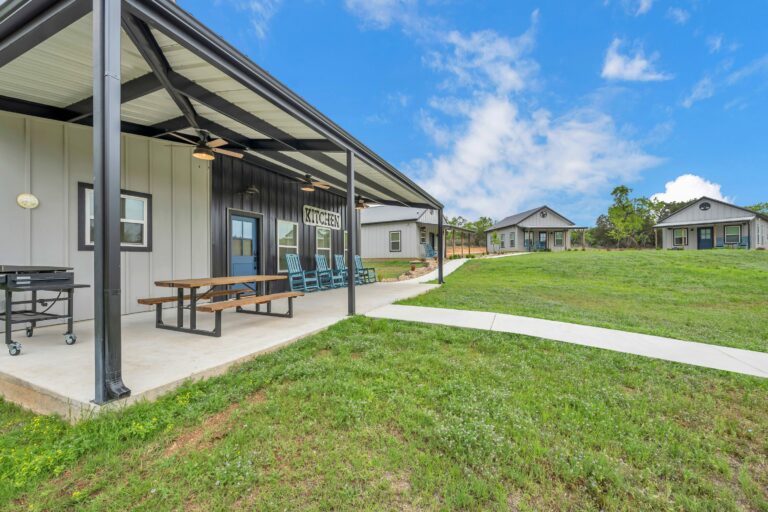 xzg0mq1u4aks73s2xsqi 768x512