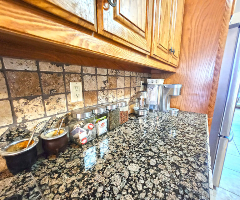 2f56e6 34897873d83f48c8bdae2dc238c6aa09mv2 768x640