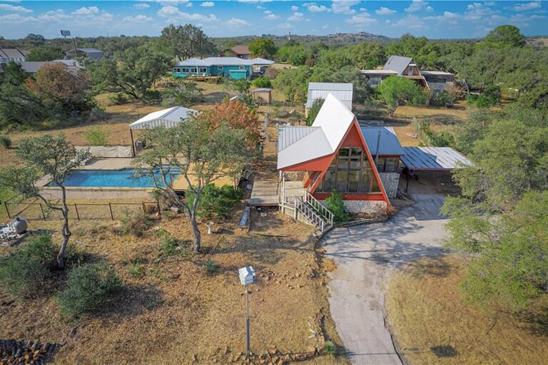 4e5224d7 e554 4d89 8f43 433c3a0c459f 768x512