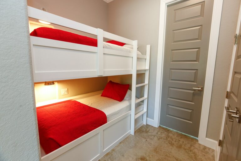 85Yvg8vUQrhV61KO36xi 768x512