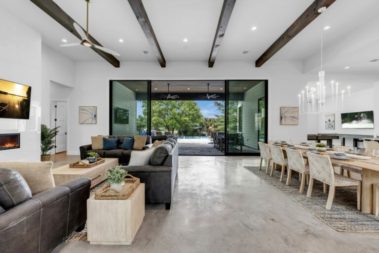 nnr8u5egh6ypua9vqyij 768x512