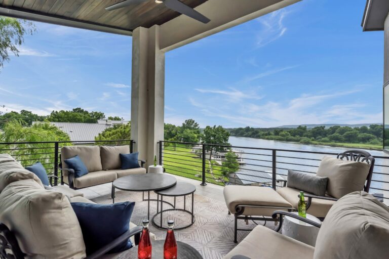 ohtme6rbidjl5ahplw3n 768x512