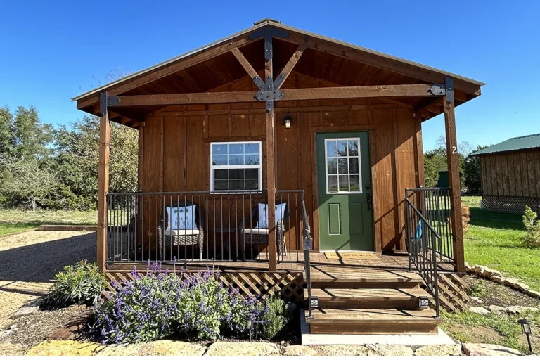 Vino Tramonto Cabin Rentals Pinot 1 768x512