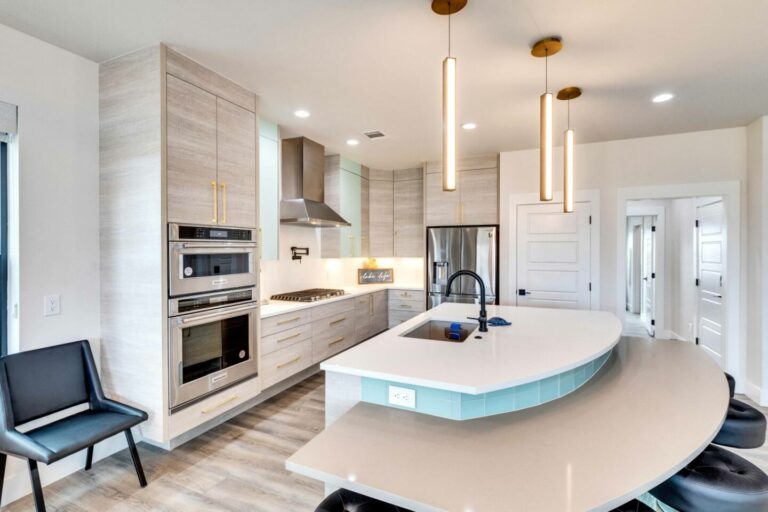 4c936c97 c0eb 48ee 92cb ef0210270e01 768x512