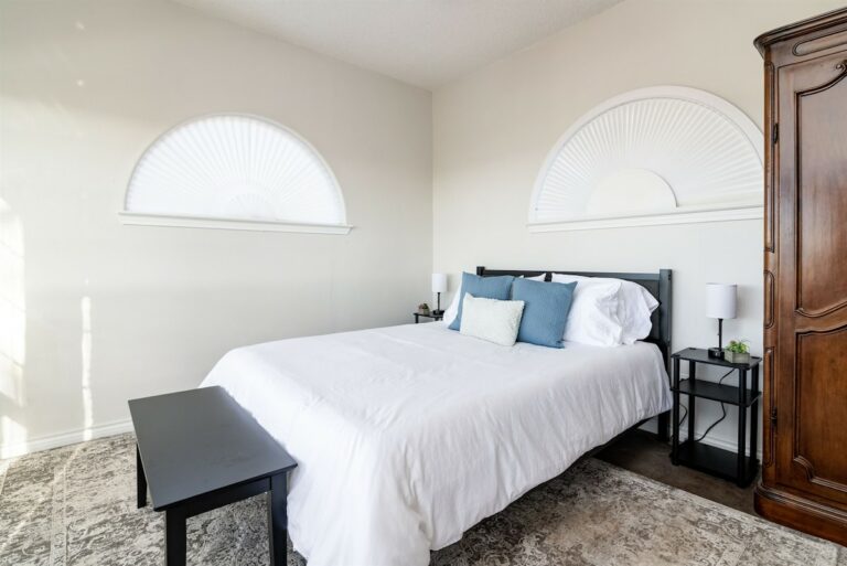 aac00a73 32e2 4d05 b417 edb011c208ce 768x513