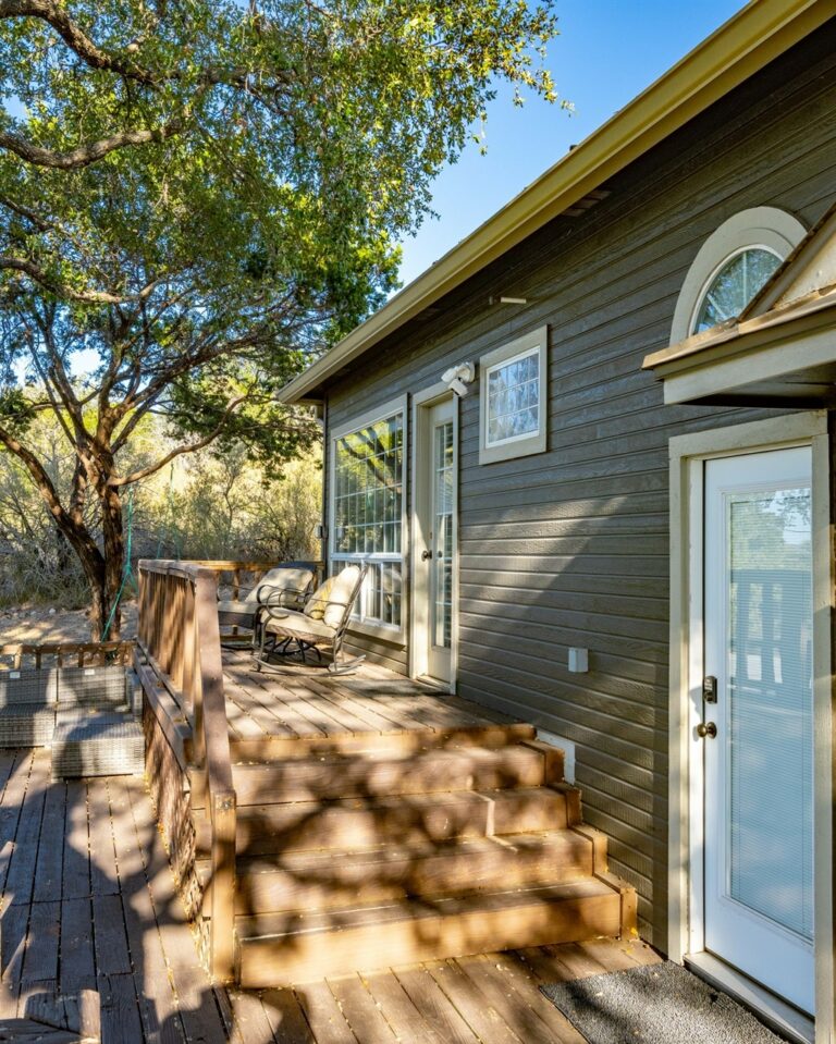 dee2d0df f063 491e b154 f04bc9eb9cd2 768x959