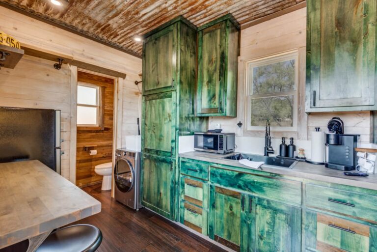 bf076548 1c3f 4a8f bb29 c23985293124 768x513