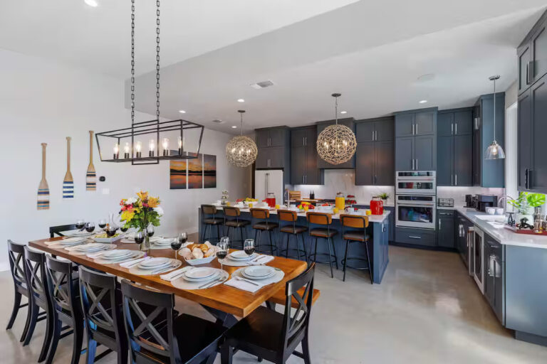 ES kitchen 1 768x512